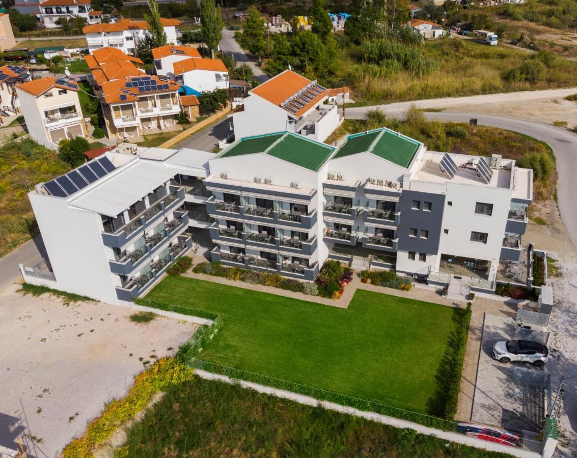 Botanica Luxury Suites Neos Marmaras Exterior photo