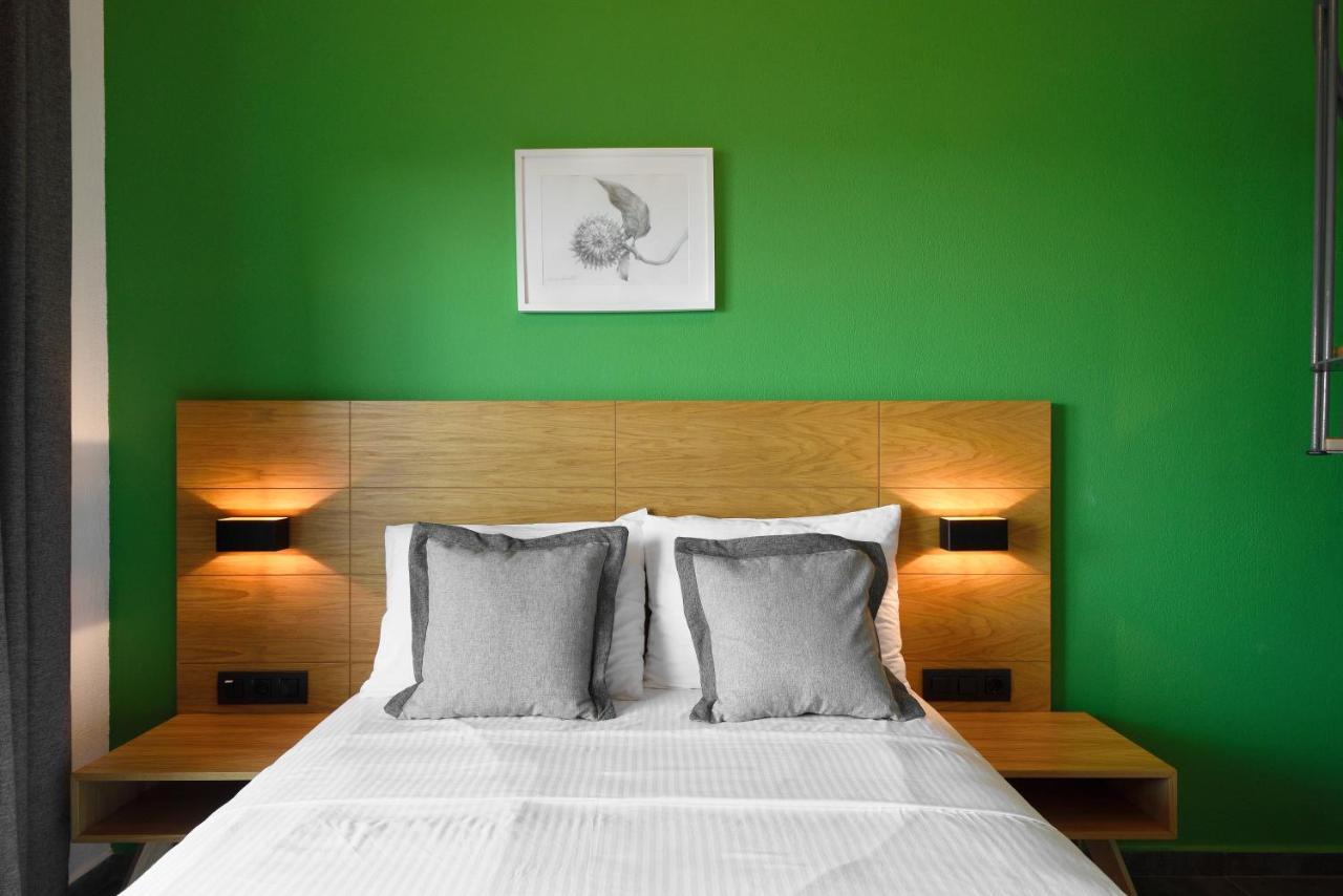 Botanica Luxury Suites Neos Marmaras Exterior photo